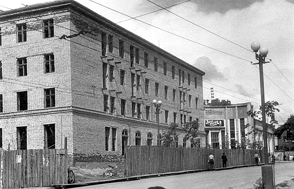 Кинотеатр «Октябрь». 1954–1955 гг.