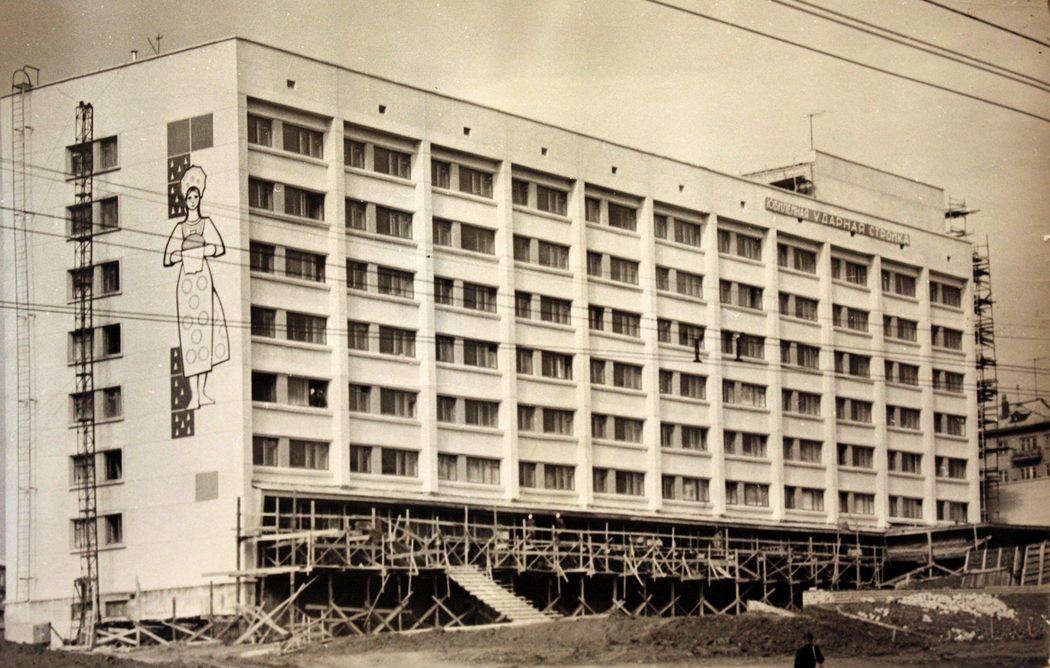 Строительство гостиницы «Вятка». 1967 г.