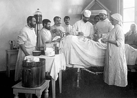  Как врачи-энтузиасты меняли вятскую жизнь. Обществу врачей – 150 лет.