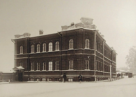 Как архитектор Чарушин привез в Вятку душ Шарко